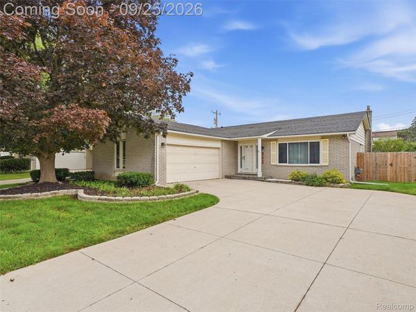 27046 Fairfax Street, Southfield, Mi 48076