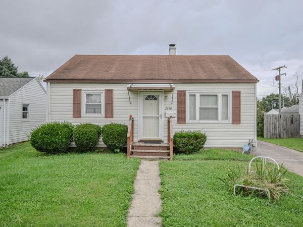 2450 Mayfair Drive, Springfield, OH 45505
