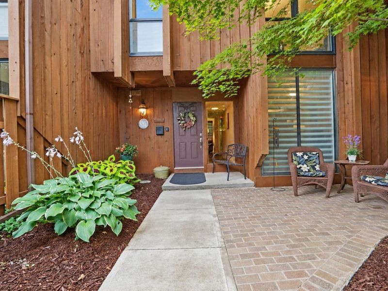4997 Chuckleberry Lane, Unit 7, Westerville, OH 43081 Photo 2