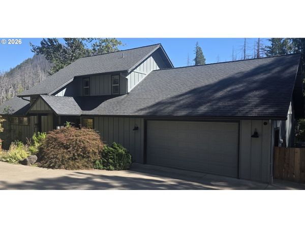 49894 MCKENZIE HWY, Vida, OR 97488