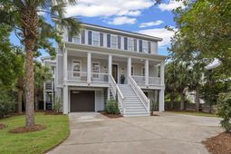 2108 Cape Jasmine Court photo 4