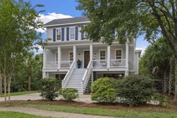 2108 Cape Jasmine Court photo 4
