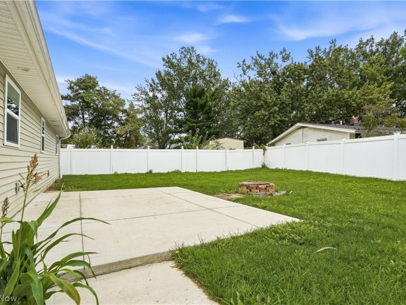 6483 Christene Boulevard, Brook Park, OH 44142 Photo 7