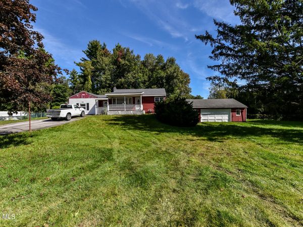 59 Werner Road, Halfmoon, NY 12065