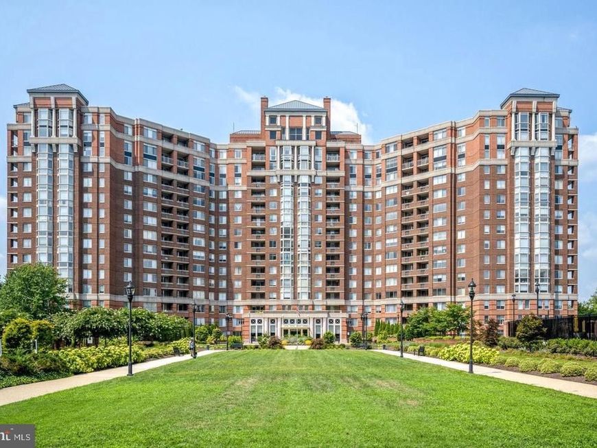 5809 Nicholson Lane, Unit 307, Rockville, MD 20852 Main Photo