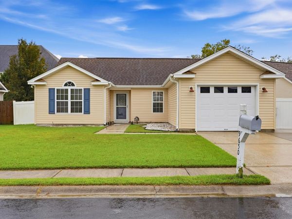 9650 Bradford Ln., Murrells Inlet, SC 29576
