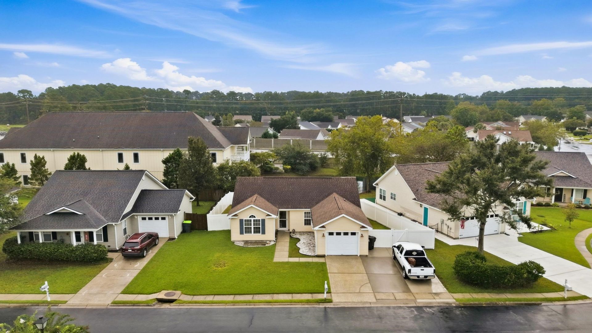 9650 Bradford Ln. Photo 34