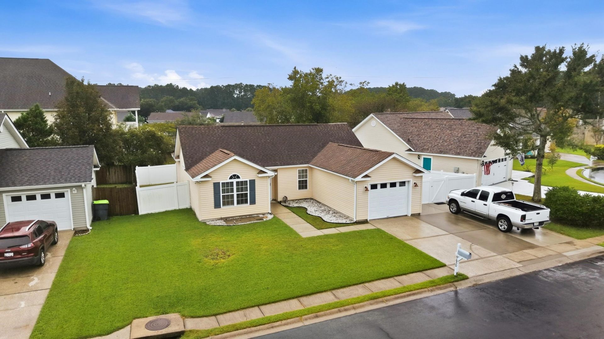 9650 Bradford Ln. Photo 35