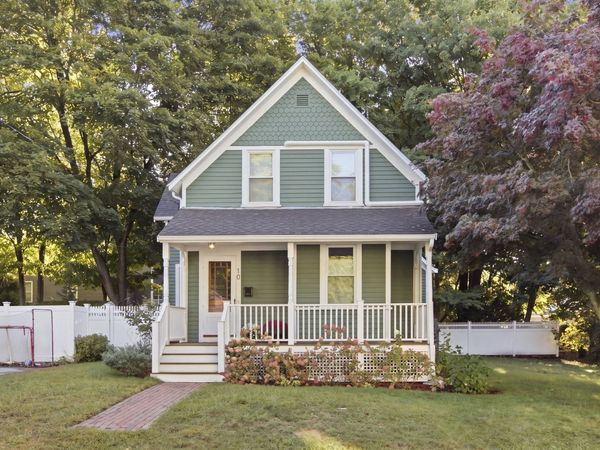 10 Eaton St, Reading, MA 01867