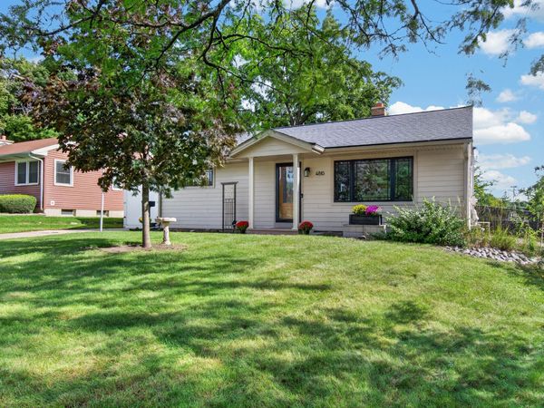 4810 76th St, Pleasant Prairie, WI 53142