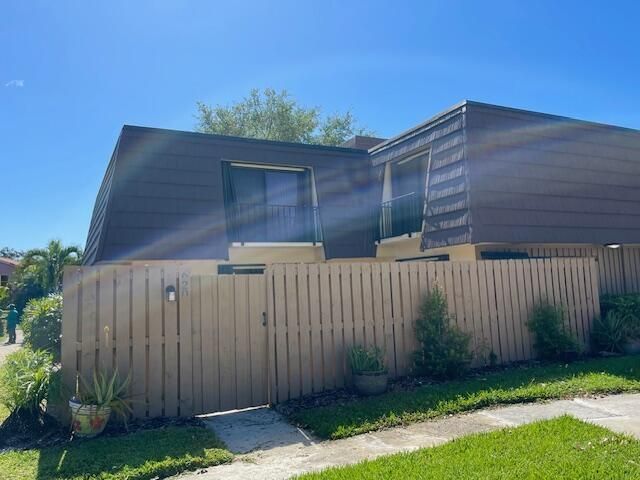 620 6th Court, Palm Beach Gardens, FL 33410 Photo