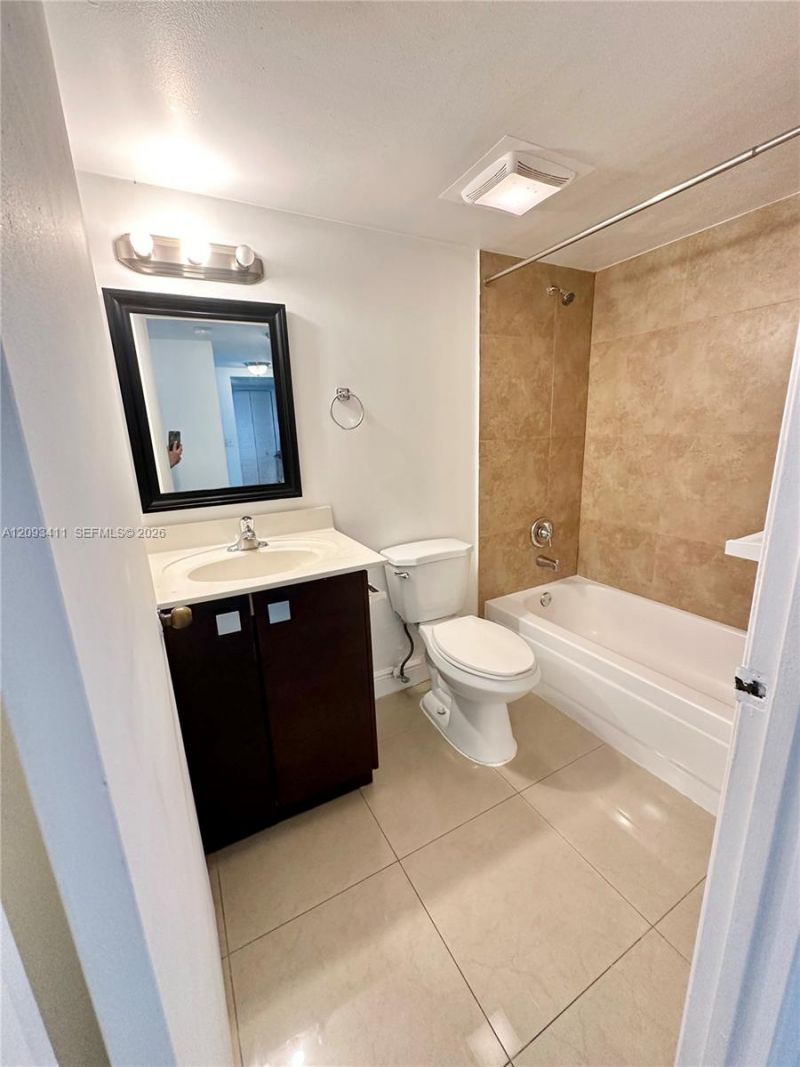 850 N Miami Ave, Unit W-2002, Miami, FL 33136 Photo