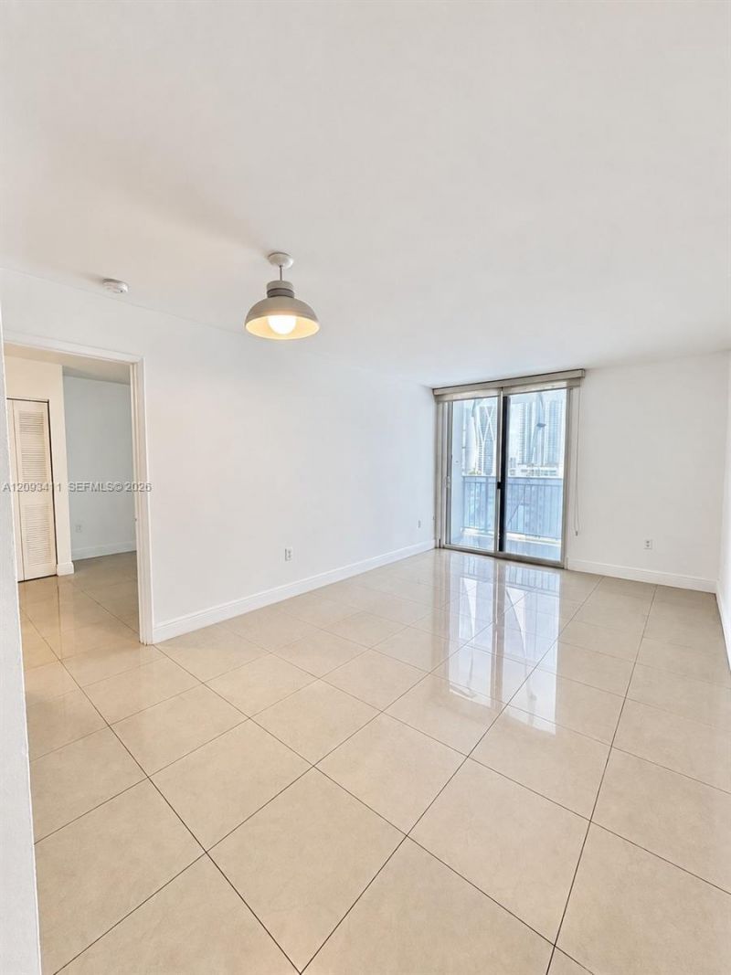 850 N Miami Ave, Unit W-2002, Miami, FL 33136 Photo