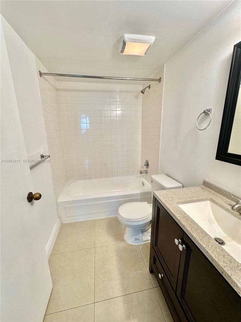 850 N Miami Ave, Unit W-2002, Miami, FL 33136 Photo