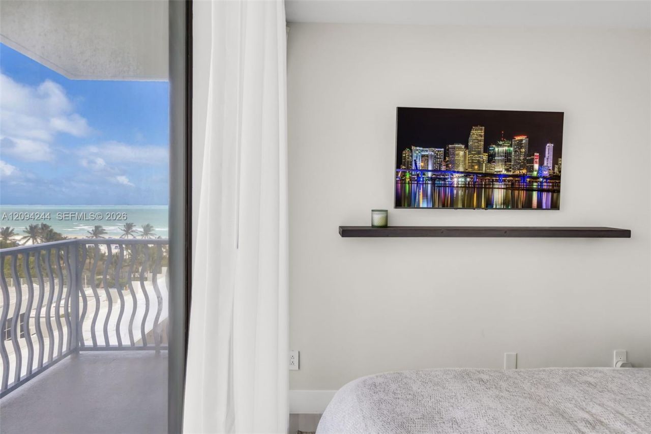 1500 Ocean Dr , Unit 707, Miami Beach, FL 33139 Photo