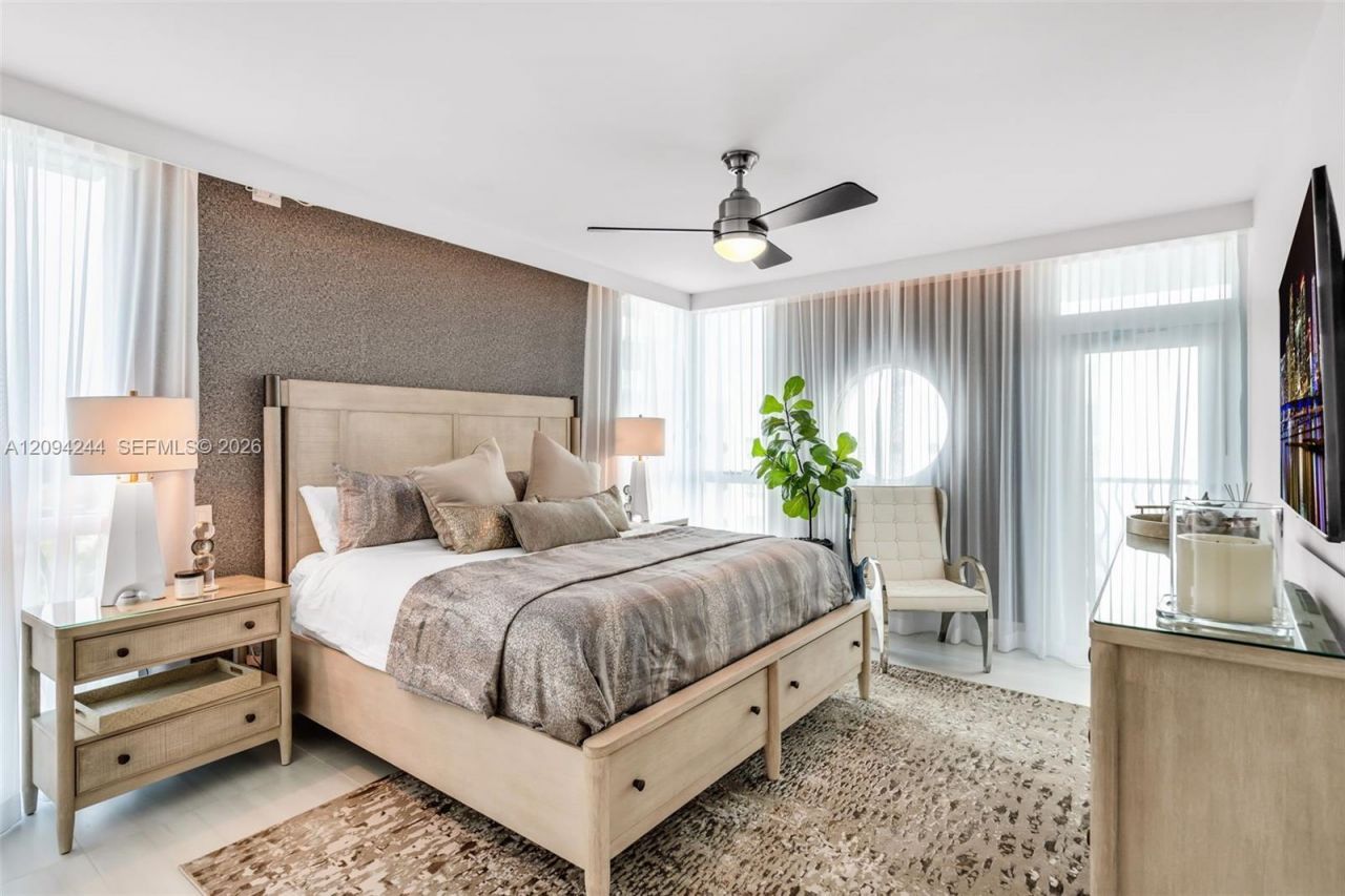 1500 Ocean Dr , Unit 707, Miami Beach, FL 33139 Photo
