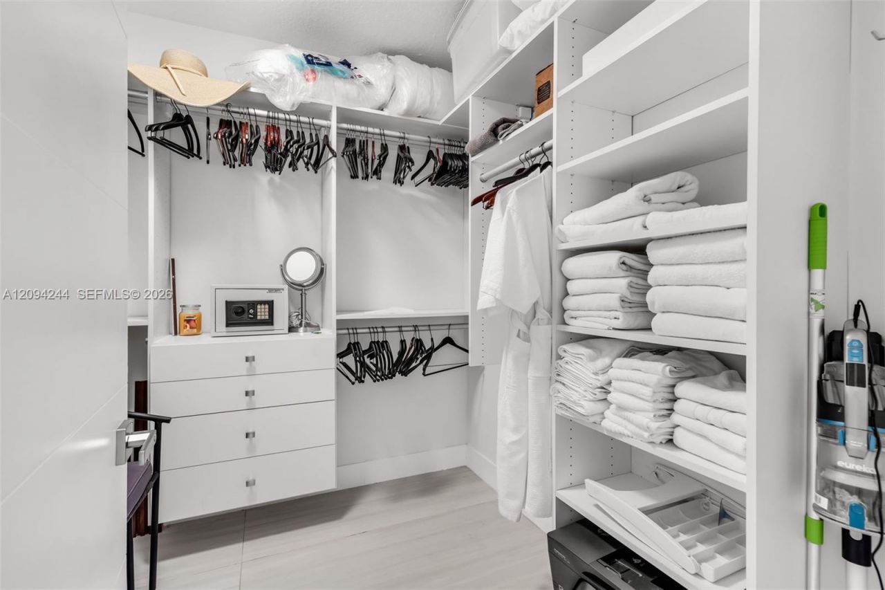 1500 Ocean Dr , Unit 707, Miami Beach, FL 33139 Photo