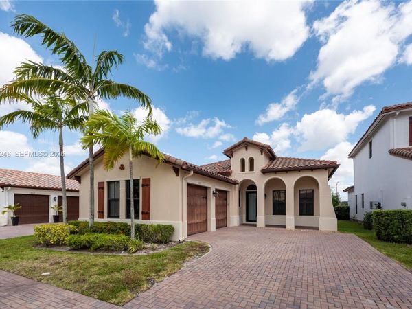 8513 NW 41st St , Unit -, Cooper City, FL 33024