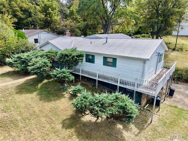 1312 W Harper, Poplar Bluff, MO 63901