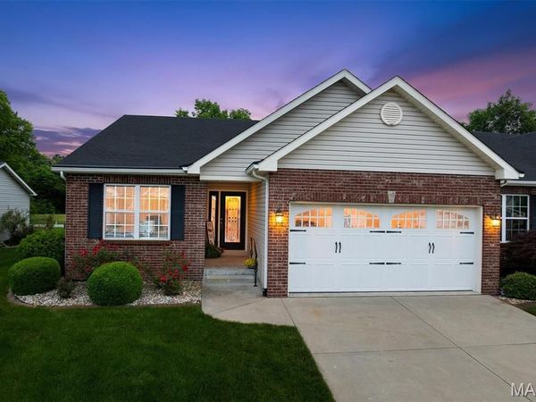485 Bandmour Place , O'Fallon, IL 62269