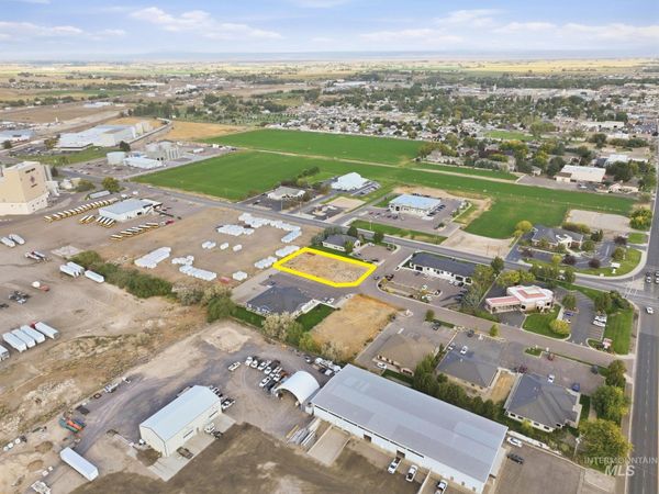 183 Country Ln, Jerome, ID 83338
