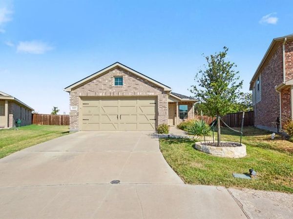 3001 Harper Street , Little Elm, TX 75068