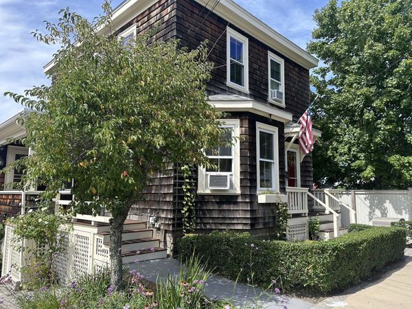 251 East Main St, Unit 1, Gloucester, MA 01930
