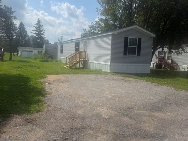 7235 Telephone Road #9 , Le Roy, NY 14482