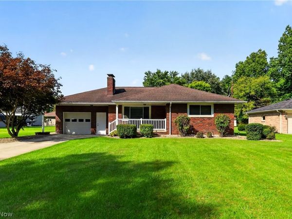 129 Evans Avenue, Austintown, OH 44515