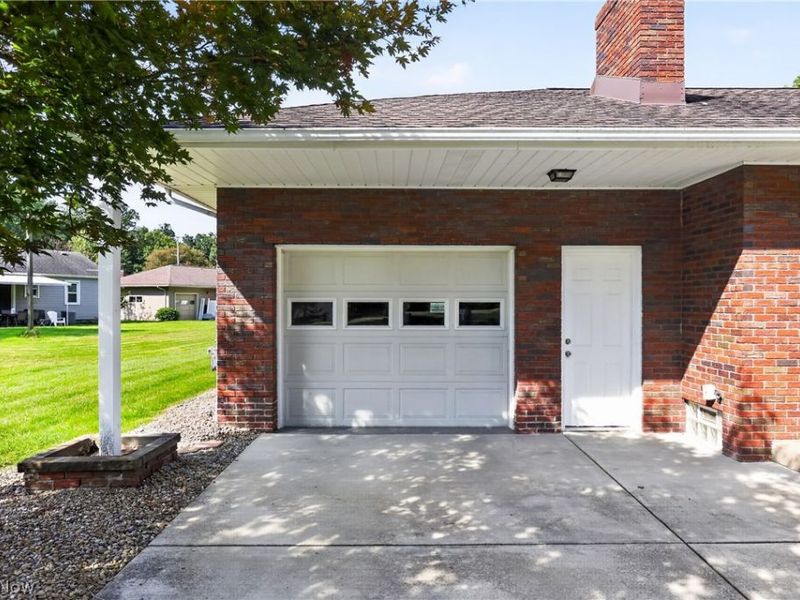 129 Evans Avenue, Austintown, OH 44515 Photo 4