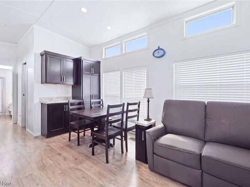 16428 W Akron Canfield Road, Berlin Center, OH 44401 Photo 9