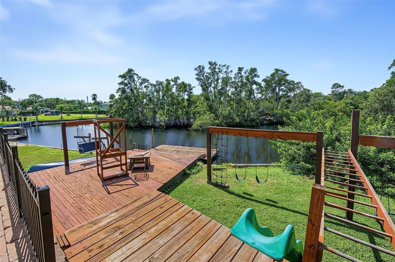 3143 Pineview Drive, Holiday, FL 34691 Photo