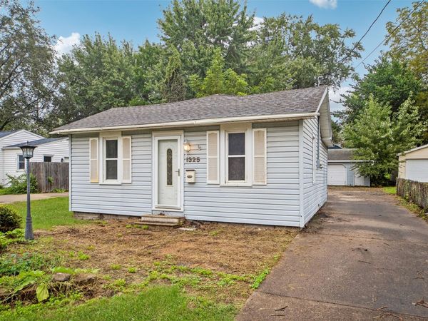 1325 Geil Avenue, Des Moines, IA 50315