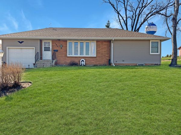 103 Montgomery Street, Welcome, MN 56181