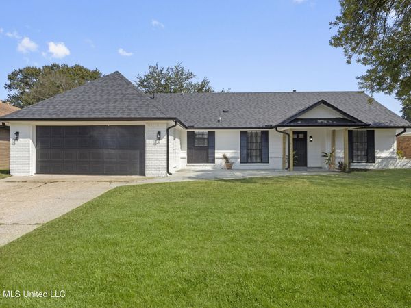 2187 Baywood Drive, Biloxi, MS 39532