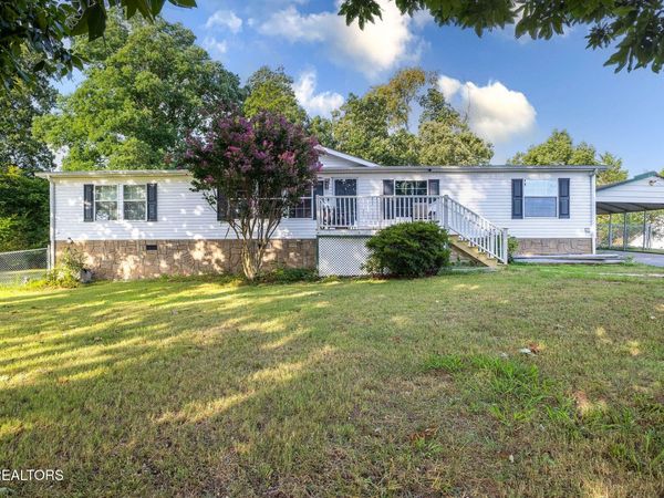 1138 Ridgeview Rd, Maryville, TN 37801