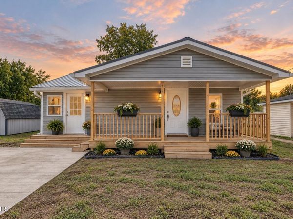 806 4th Street, Elizabethton, TN 37643