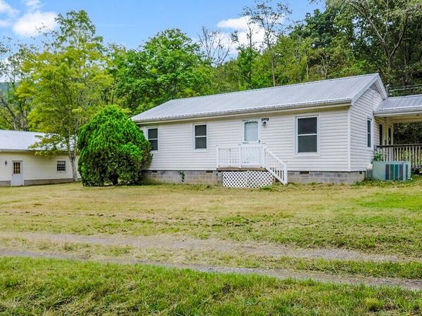 2641 Ap Carter Highway, Hiltons, VA 24258