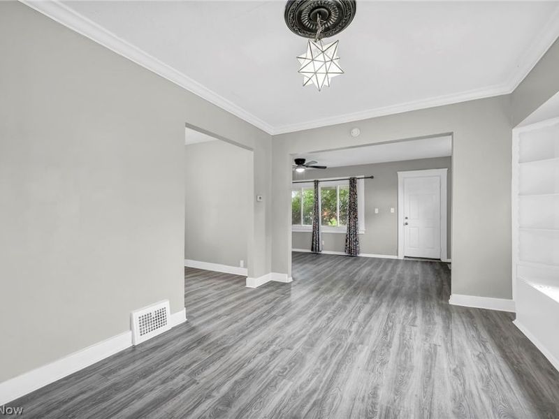 5012 Russell Avenue, Parma, OH 44134 Photo 9