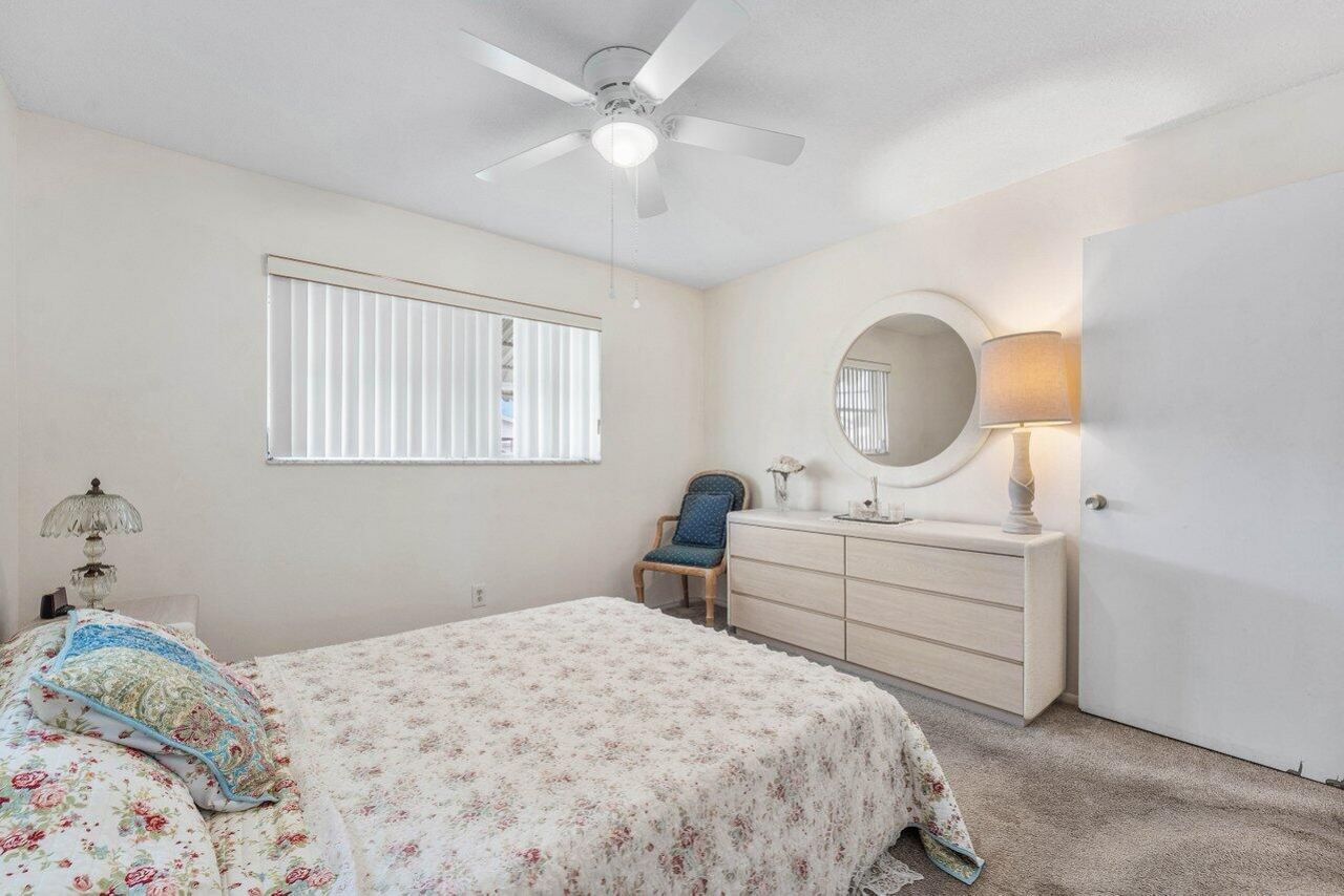1005 Siesta Avenue, Boynton Beach, FL 33426 Photo