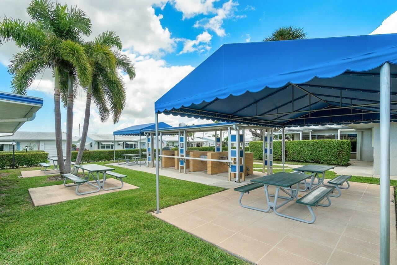1005 Siesta Avenue, Boynton Beach, FL 33426 Photo