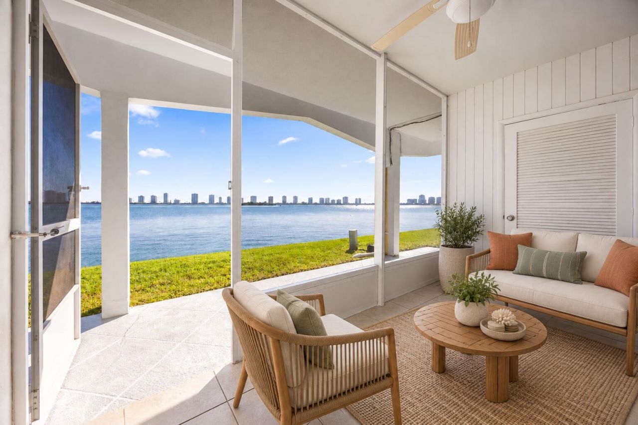 100 Shore Court, Unit 104, North Palm Beach, FL 33408 Photo