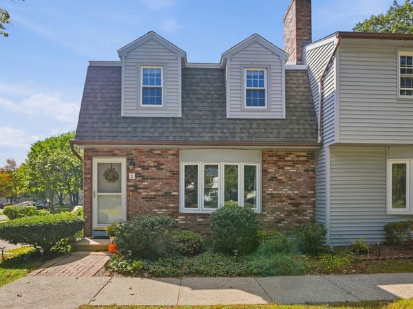 1 Tiffany Circle, Unit 1, Millbury, MA 01527
