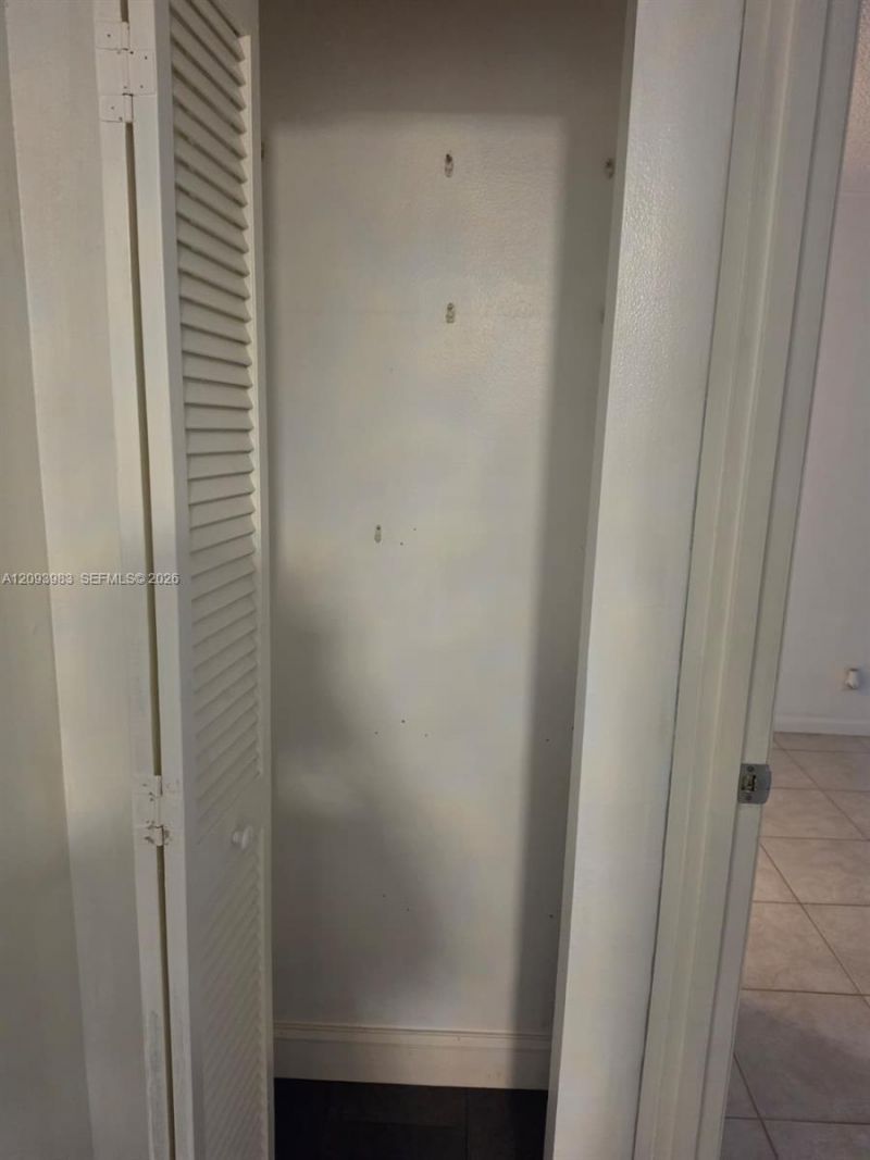 5961 N Falls Cir Dr , Unit 109, Lauderhill, FL 33319 Photo