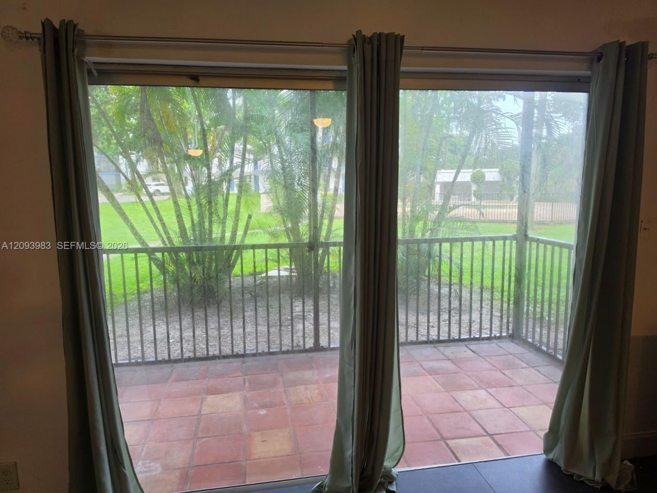 5961 N Falls Cir Dr , Unit 109, Lauderhill, FL 33319 Photo