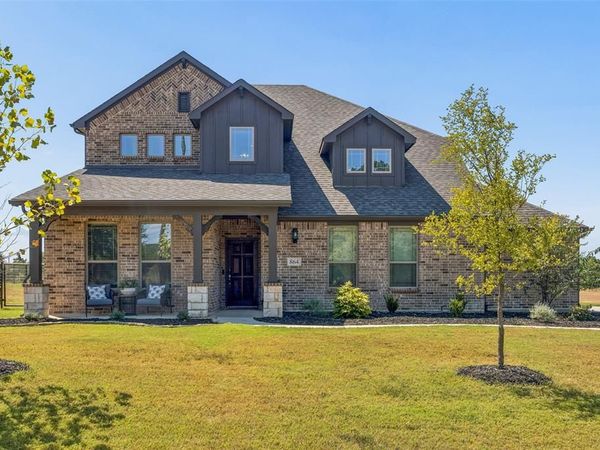 864 Shadow Valley Road, Whitesboro, TX 76273
