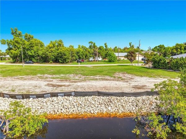 5643 Ann Arbor DR , BOKEELIA, FL 33922