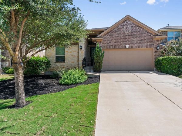 2840 Coral Valley DR, Leander, TX 78641