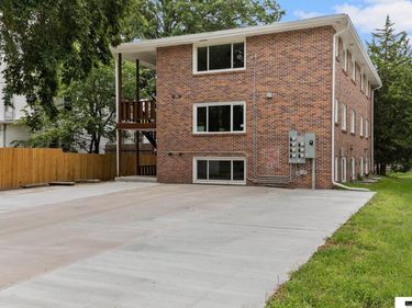 520 S 27 Street, Lincoln, NE 68510