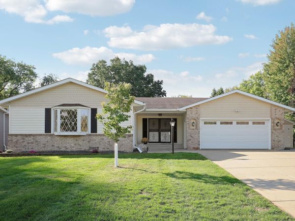 10632 Daisy Circle , Bloomington, MN 55438